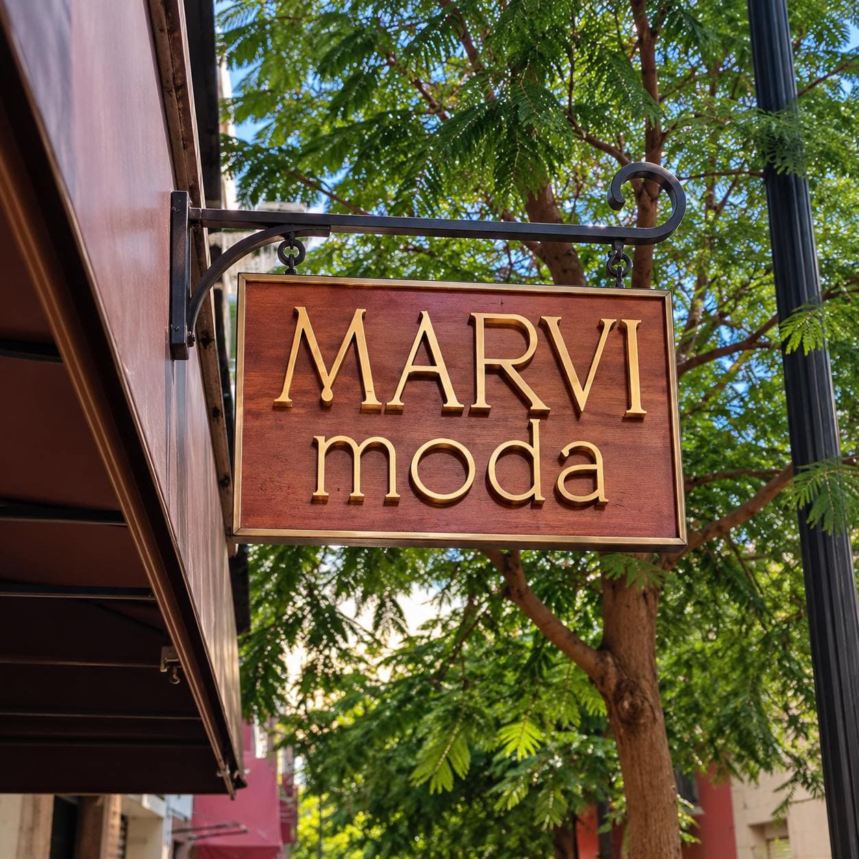 Letrero de la boutique Marvi Moda